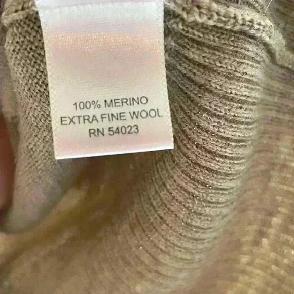 Banana Republic Merino Extra Fine Wool Small Pink White Tan Argyle via Neck - Picture 6 of 8